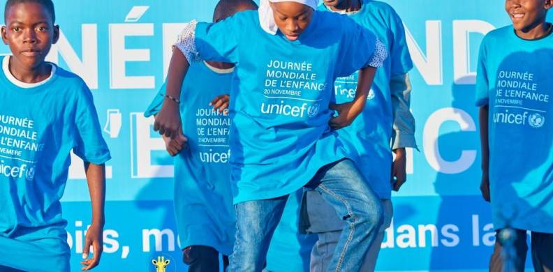 Une célébration d’espoir et d’engagement pour les droits de l’enfant